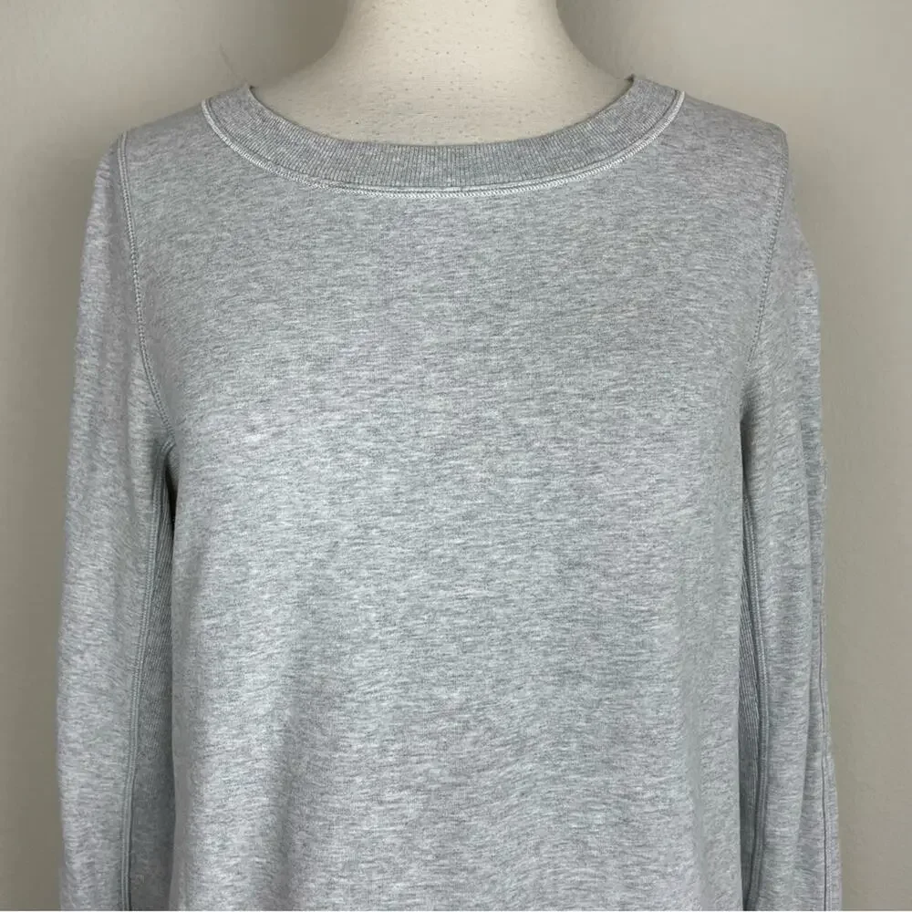 Lululemon Gray Crew Neck Long Sleeve Athletic Sweatshirt Small